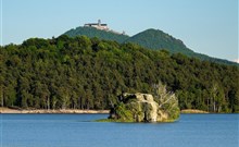 RADKA - Staré Splavy - Máchovo jezero a hrad Houska