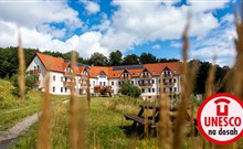 PYTLOUN WELLNESS HOTEL HASIŠTEJN - Místo - Hotel - exteriér