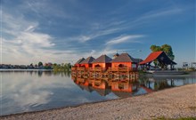 DOLPHIN - Senec - Sluneční jezera - foto ilu, zdroj TIK Senec