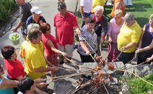 REKREACE ROH - ATLAS Hotel Tatry - Tatranské Matliare - Opékání špekáčků