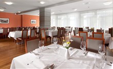 ZAHÁJENÍ LÁZEŇSKÉ SEZÓNY, Hotel BADENIA HOTEL PRAHA - Františkovy Lázně - BADENIA HOTEL PRAHA restaurace